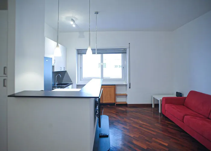 Ponte Milvio Cozy 1BR Apartment
